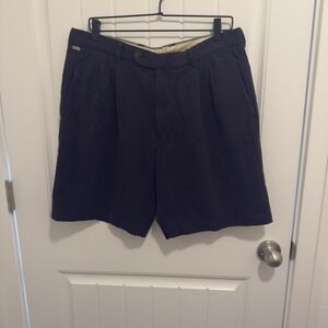 Tommy Bahama Men's Pleated Black Chino Shorts Silk/Cotton Size 35